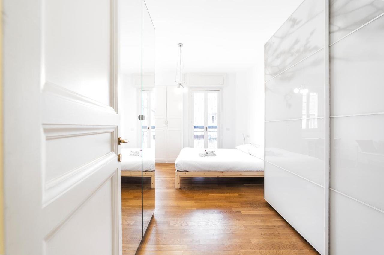 Loreto Elegant Flat Milan Exterior photo